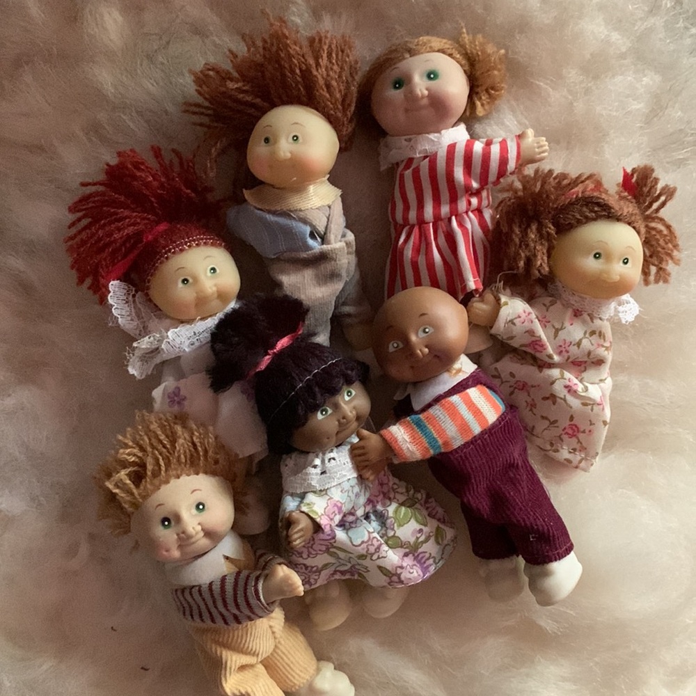 Set of 7 1980’s🌈cabbage patch kids w swivle heads posable legs & clip arms.3”